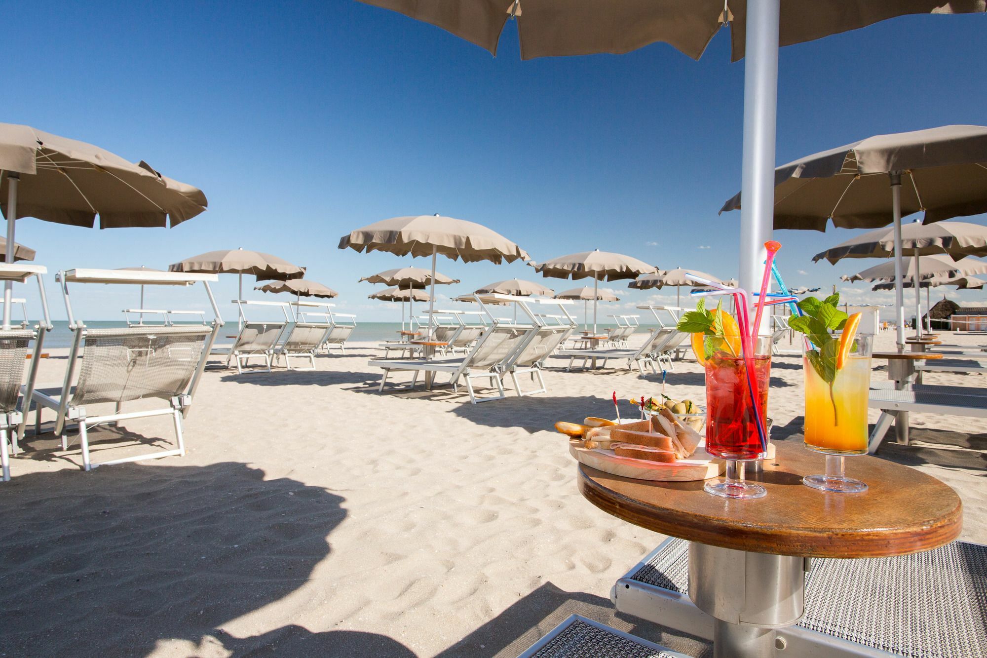 Hotel Solemare Milano Marittima Exterior foto